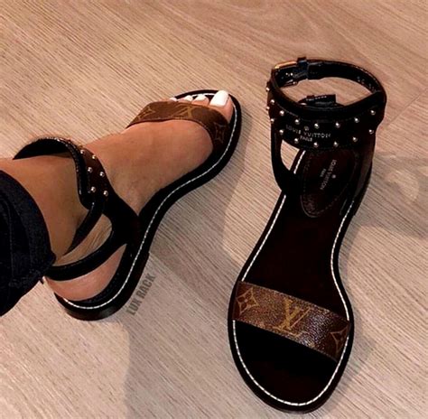 louis vuitton sandals 2024.